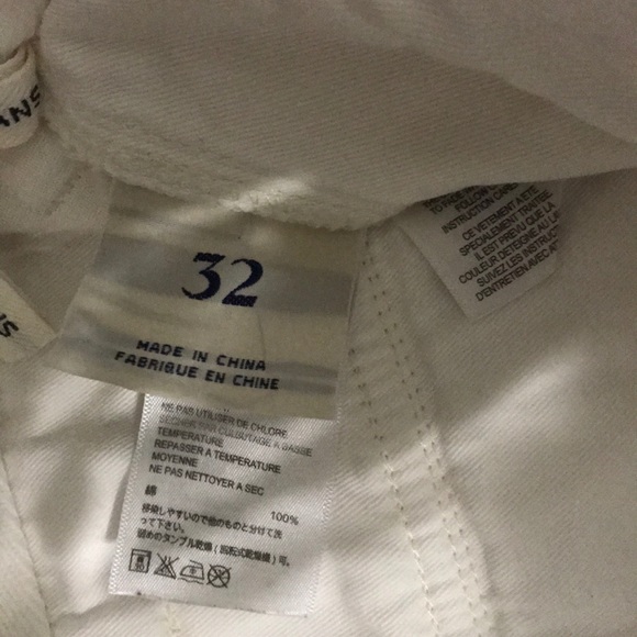 Tommy Bahama white jeans - Picture 5 of 7